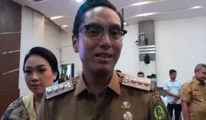 Rico Tri Putra Bayu Waas, atau lebih sering disebut Rico Waas adalah politikus Partai NasDem yang menjabat sebagai Wali Kota Medan masa jabatan 2025–2030.