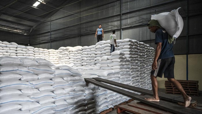 stok-beras-melimpah-pemerintah